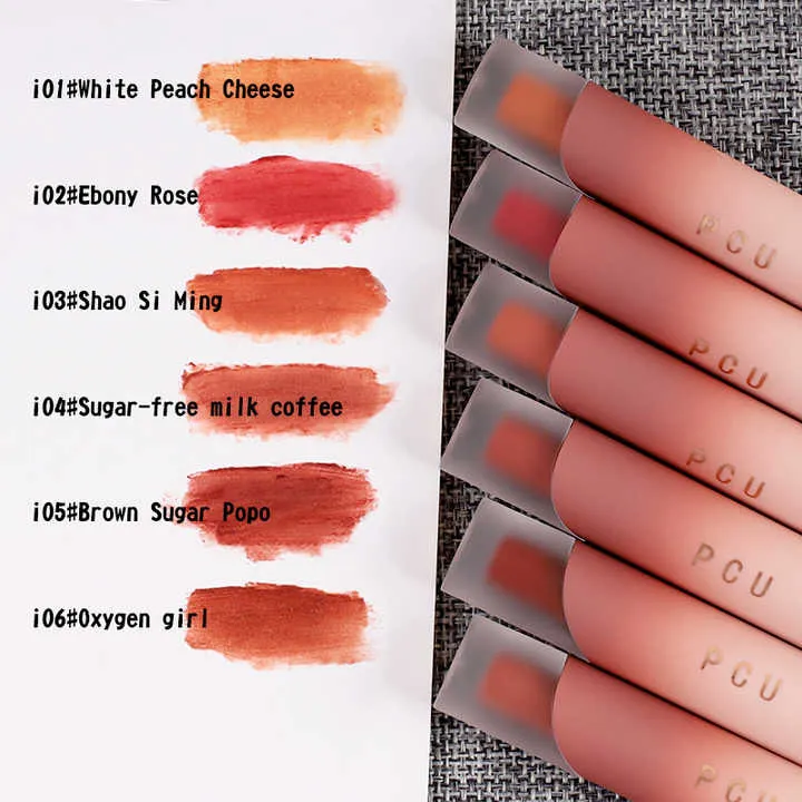 Wholesale Cruelty-Free Long-Lasting Silky Cup Non-Sticky Velvet Matte Lip Gloss Makeup Lipstickأحمر شفاه للمكياج بسعر الجملة خالي من القسوة يدوم طويلًا بكوب حريري غير لاصق ملمع شفاه مخملي مطفأ وكامد